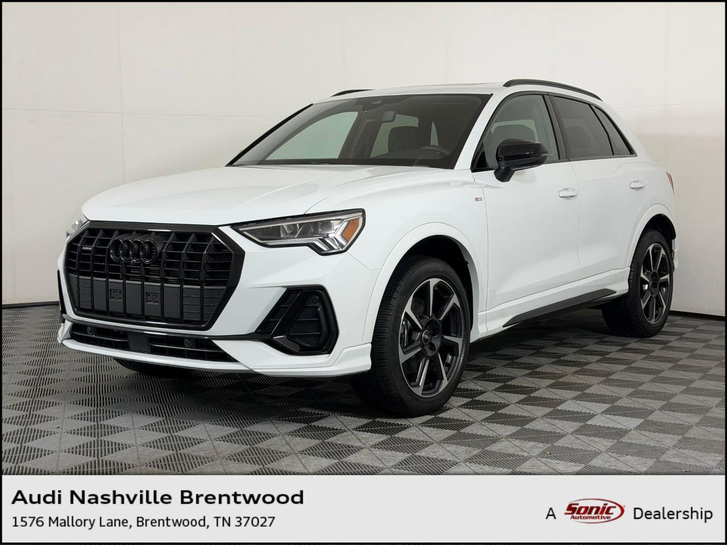 2025 Audi Q3 45 TFSI S Line Premium Plus quattro's photo