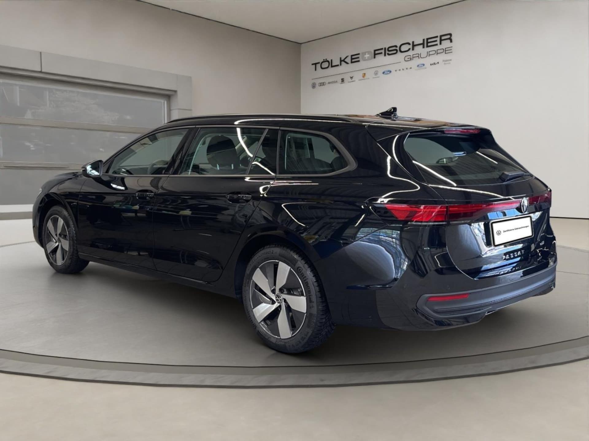 Volkswagen Passat Basis-Modell