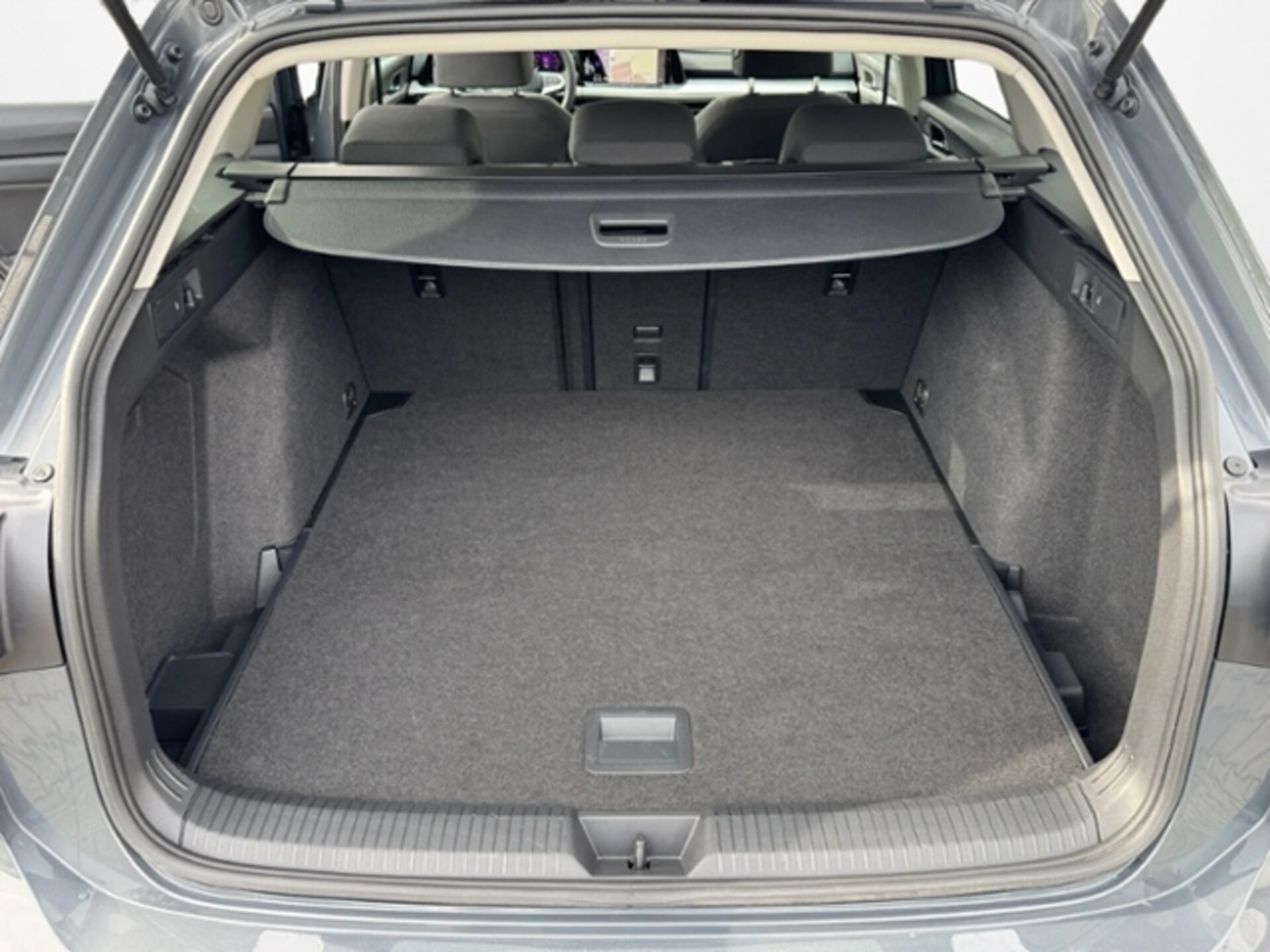 Volkswagen Golf Variant Life