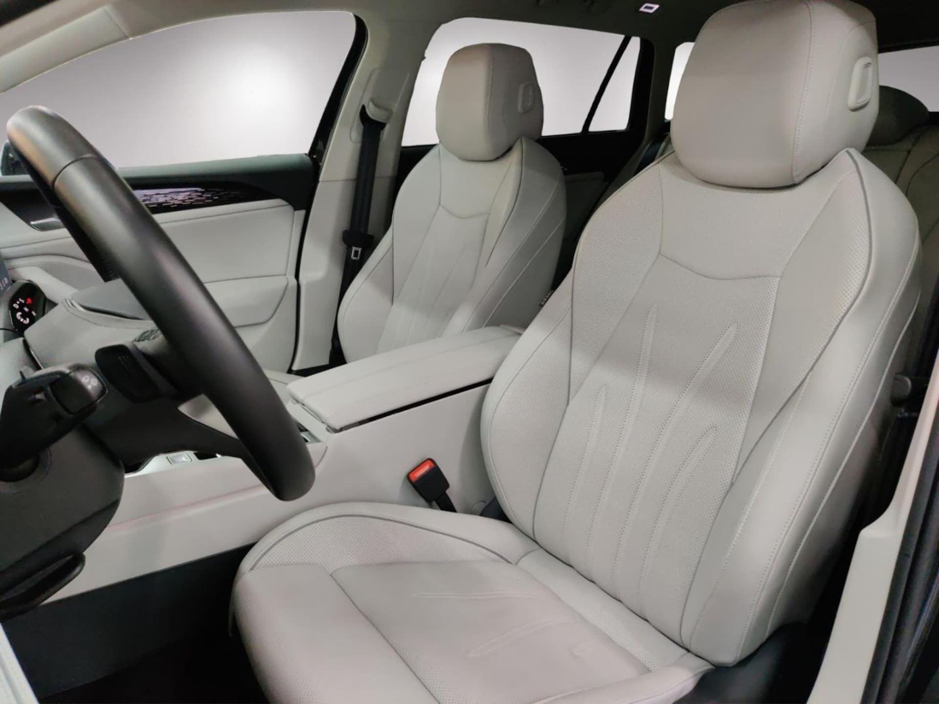Volkswagen Passat Elegance