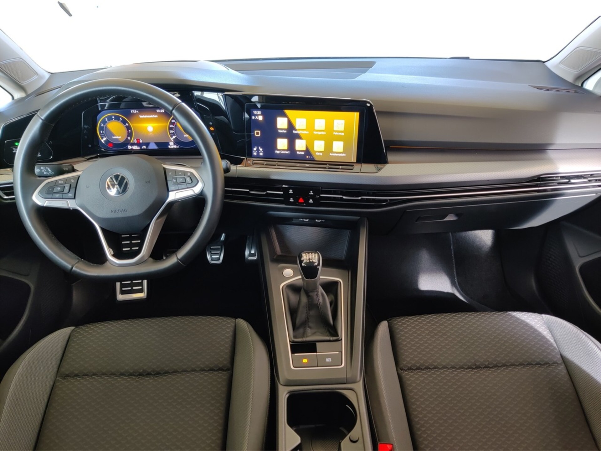 Volkswagen Golf Active