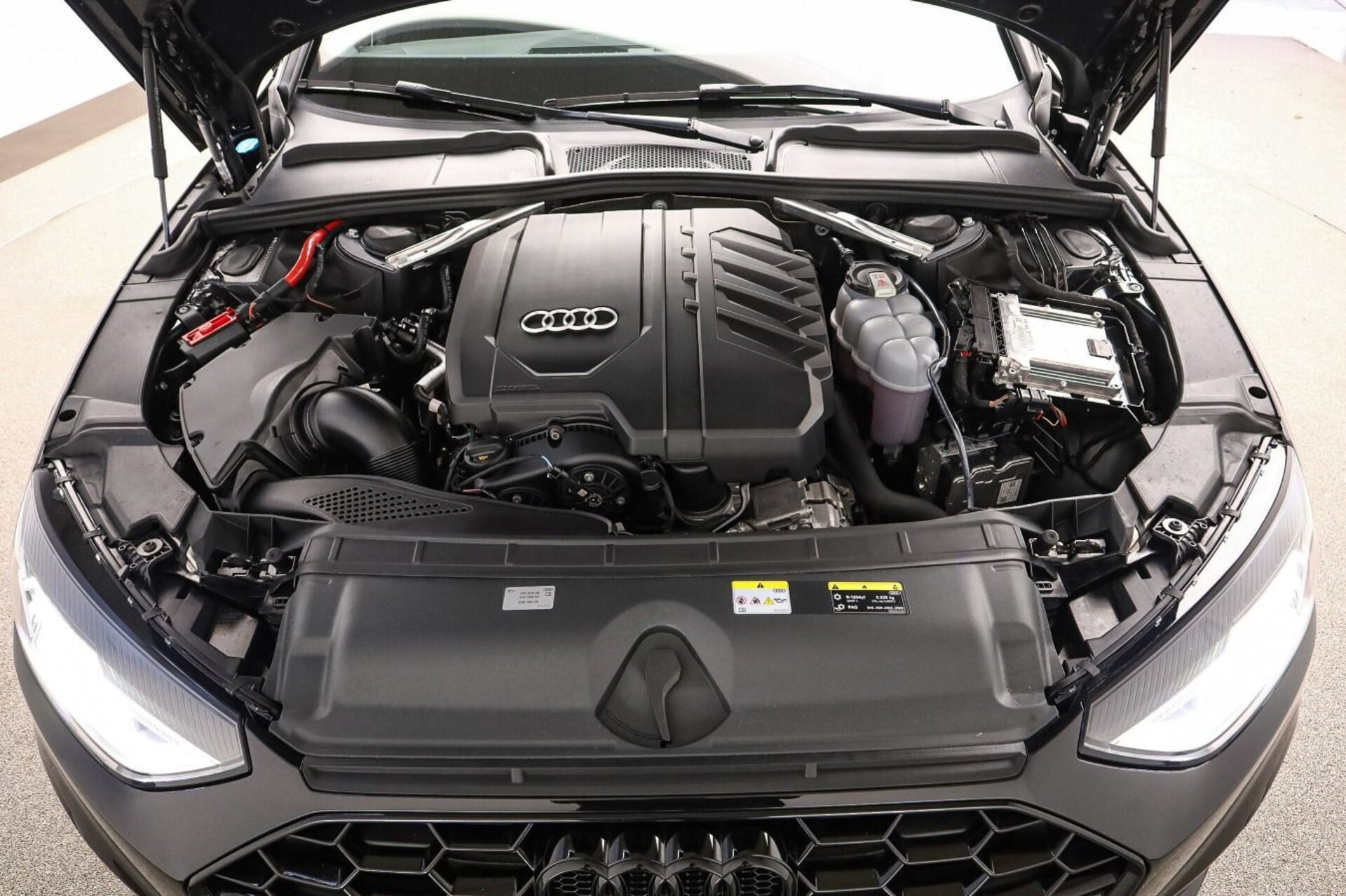 Audi A4 Avant S line