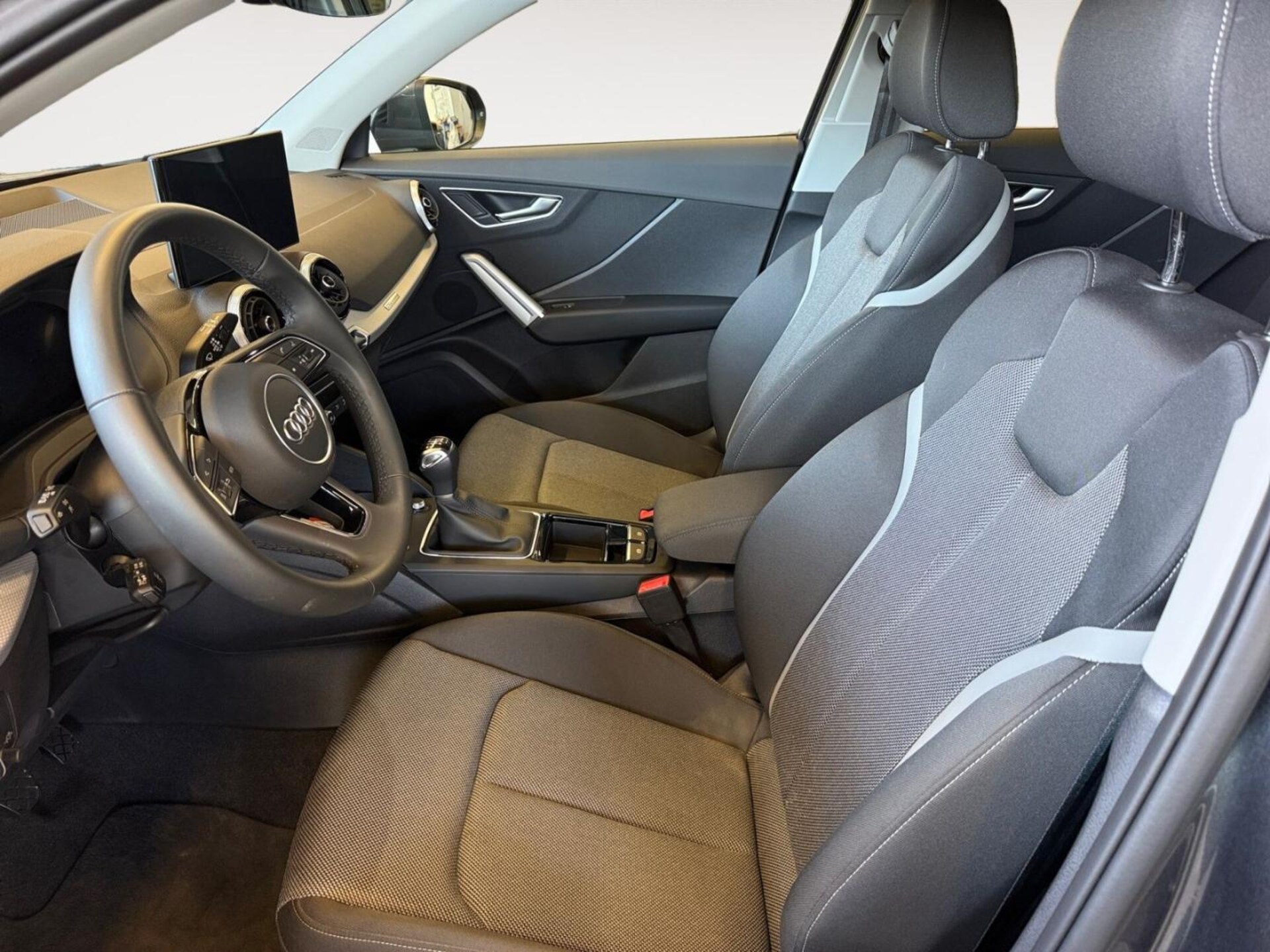 Audi Q2 S line
