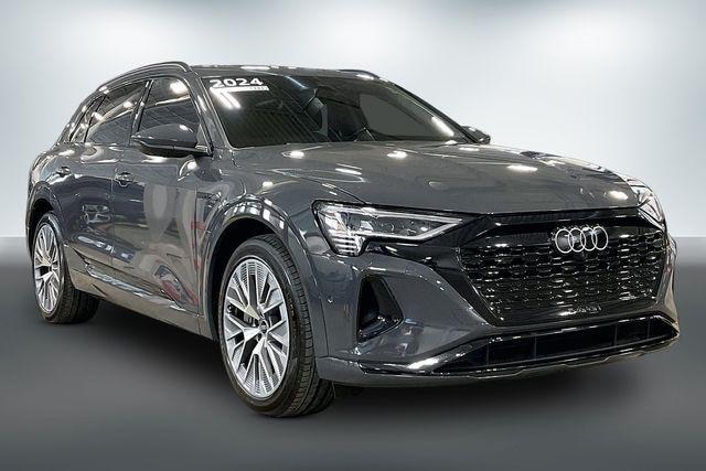 Photo of 2024 Audi Q8 e-tron