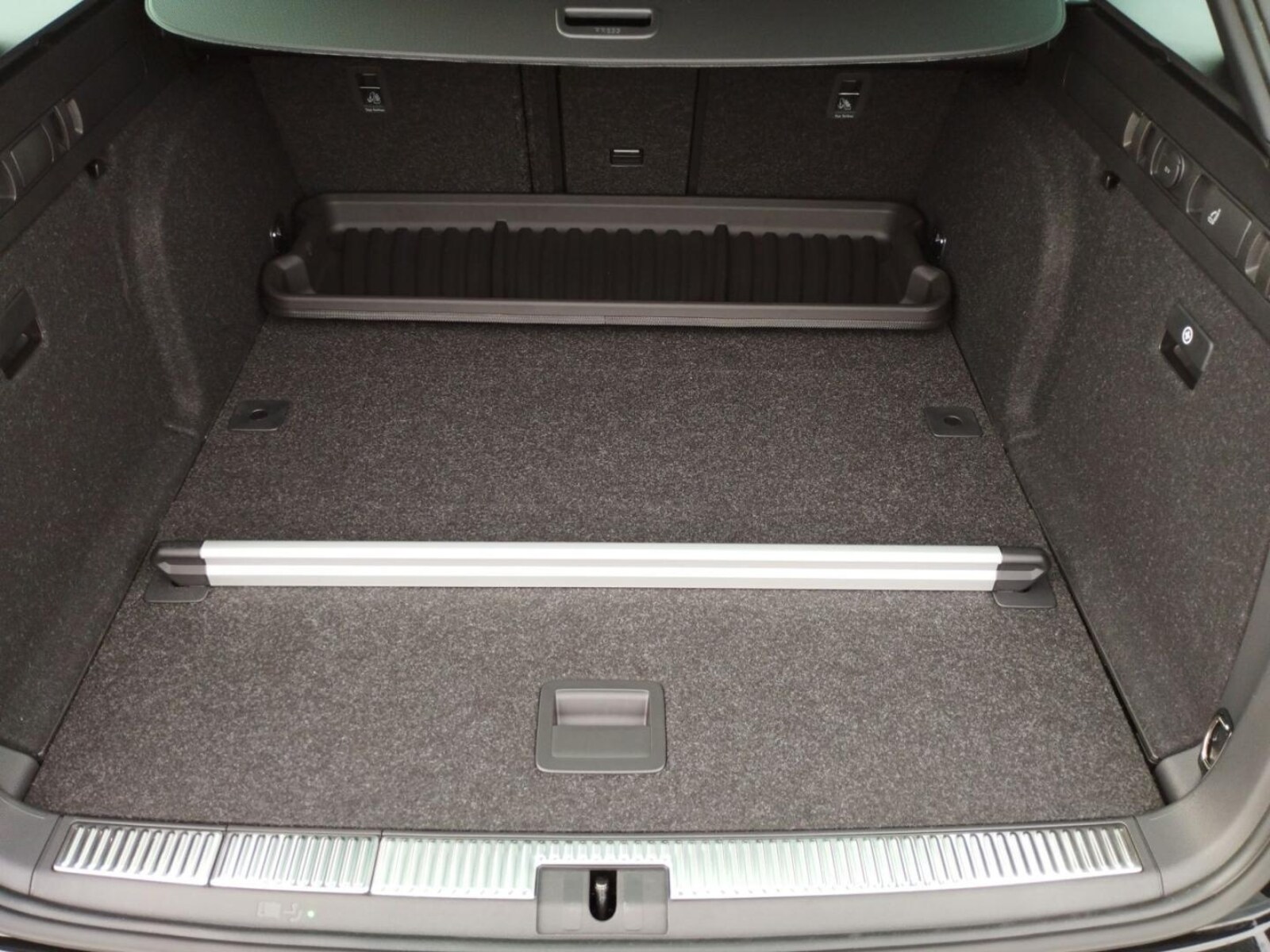 Škoda Superb Combi – Bild 15