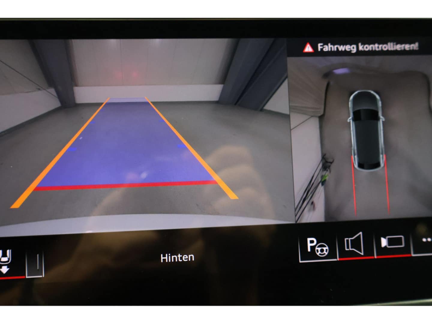 Bild über Audi Q8 55 TFSI quattro tiptronic - für weitere Informationen kontaktieren Sie den Audi Partner