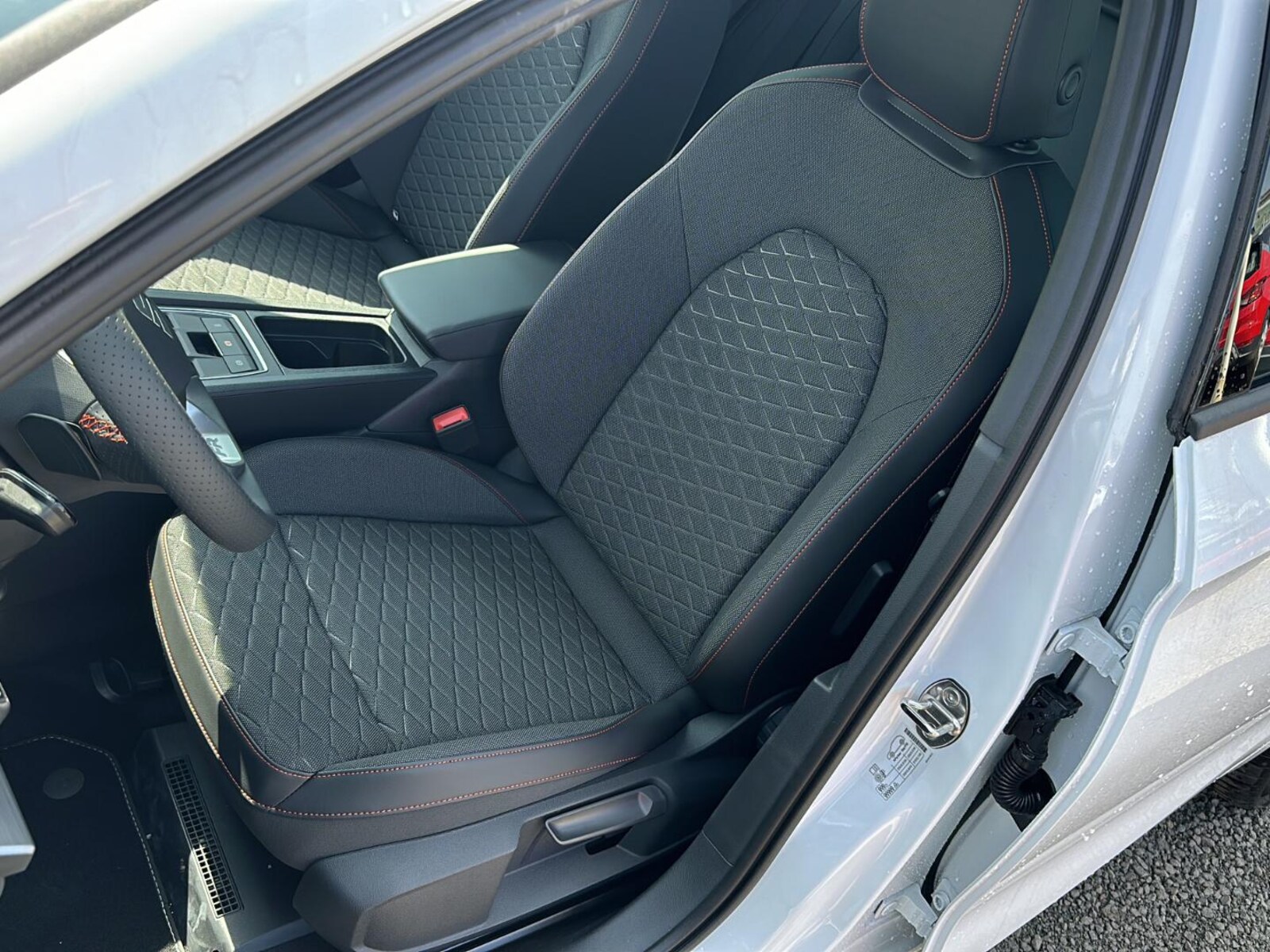 SEAT Leon – Bild 6