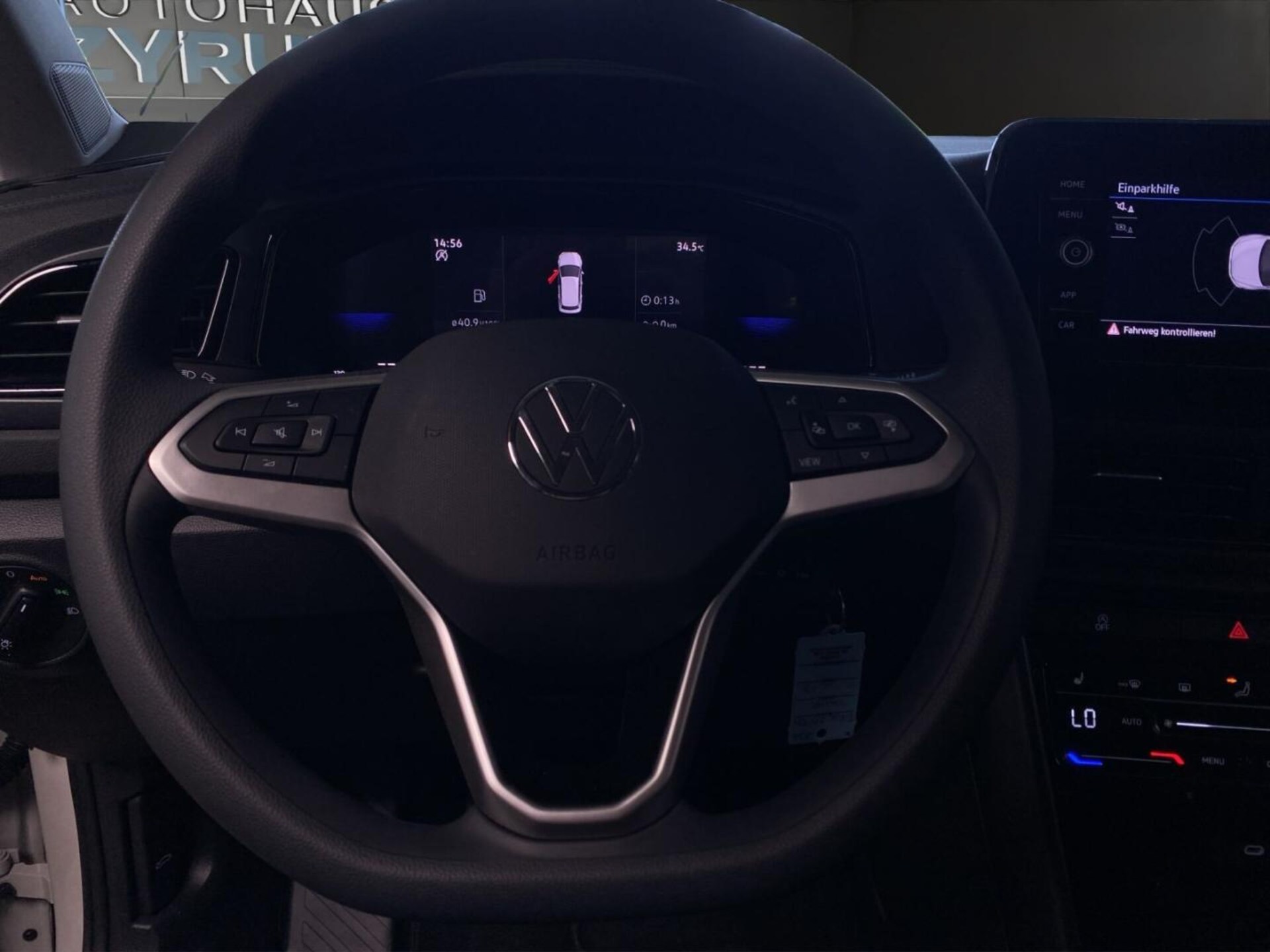 Volkswagen T-Roc Basis-Modell