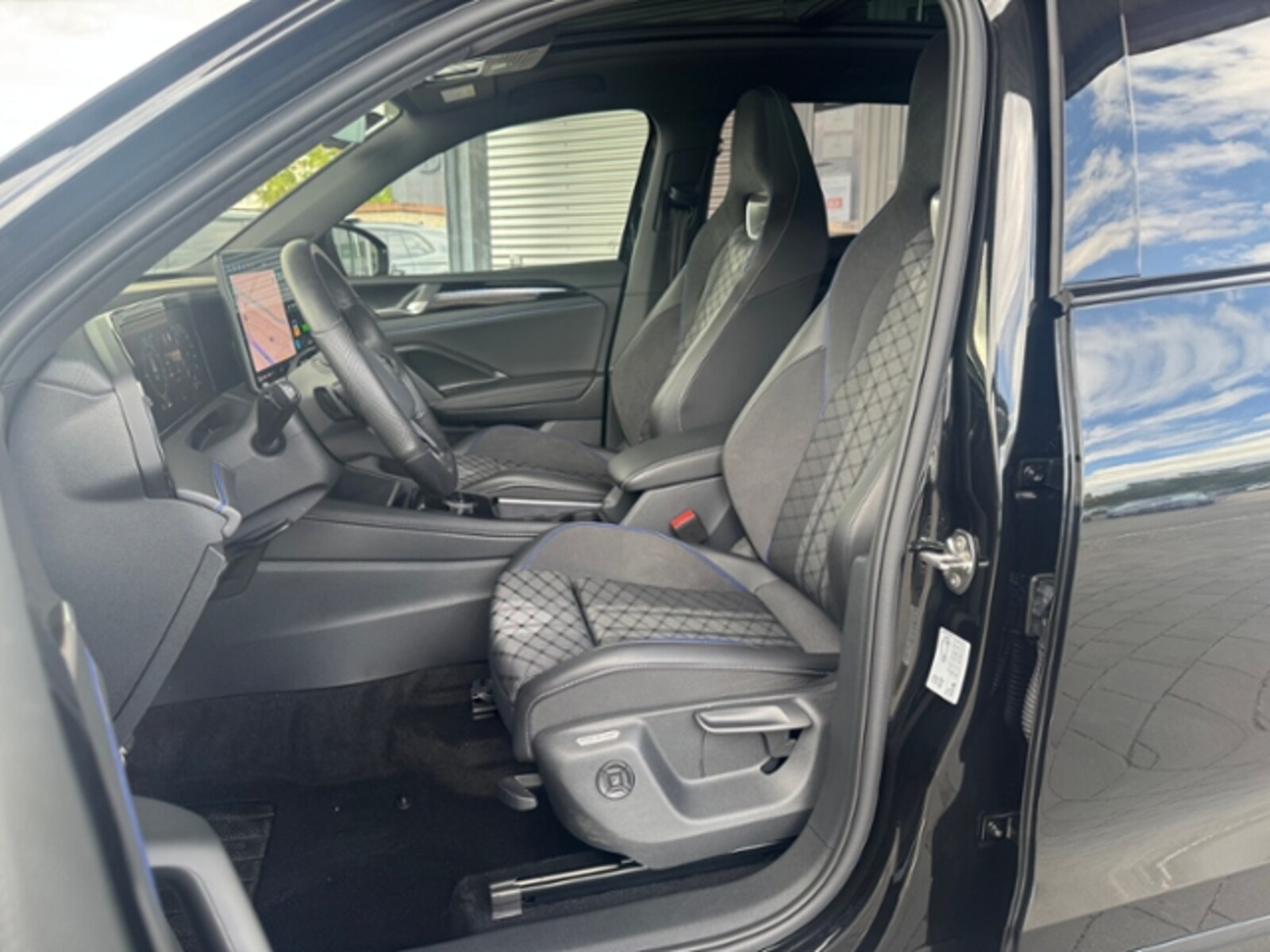 Volkswagen Tiguan – Bild 22