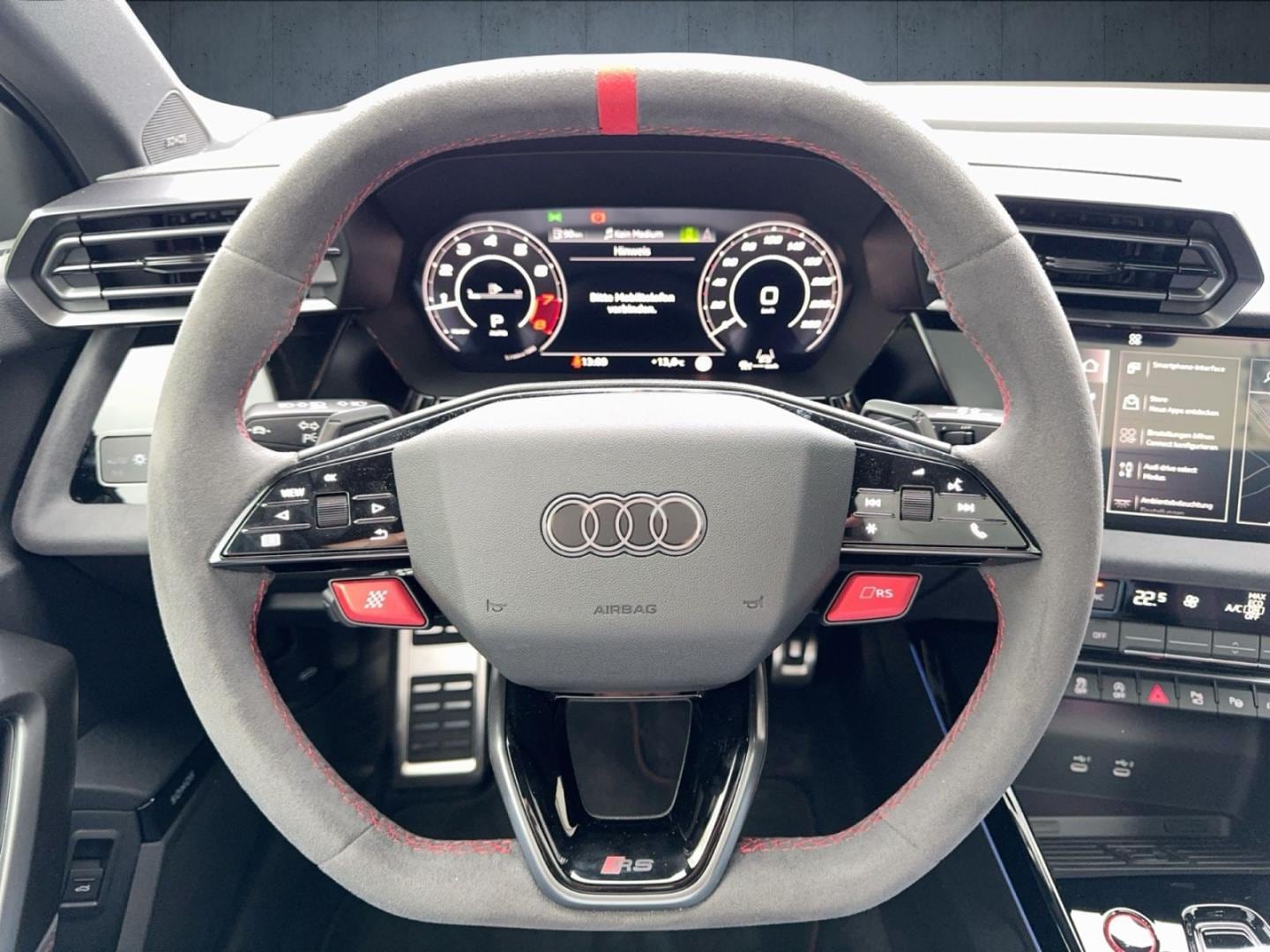 Bild über Audi RS 3 Sportback TFSI quattro 294 kW S tronic - für weitere Informationen kontaktieren Sie den Audi Partner