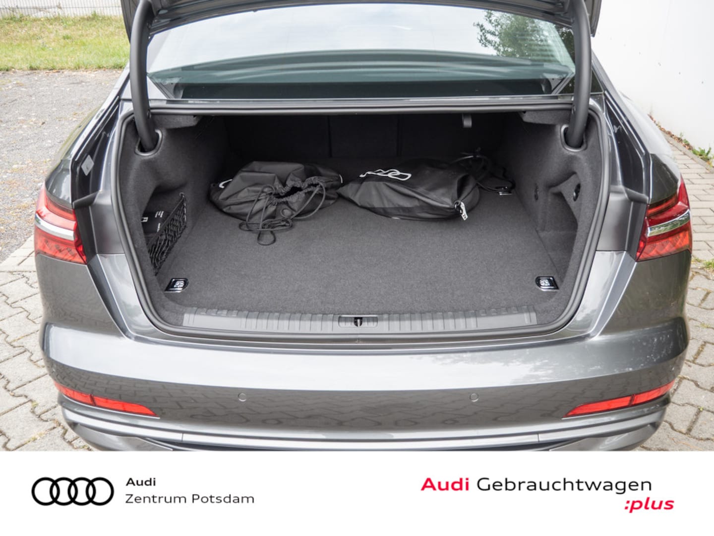 Bild über Audi A6 Limousine TFSI e S line 50 TFSI e quattro S tronic - für weitere Informationen kontaktieren Sie den Audi Partner