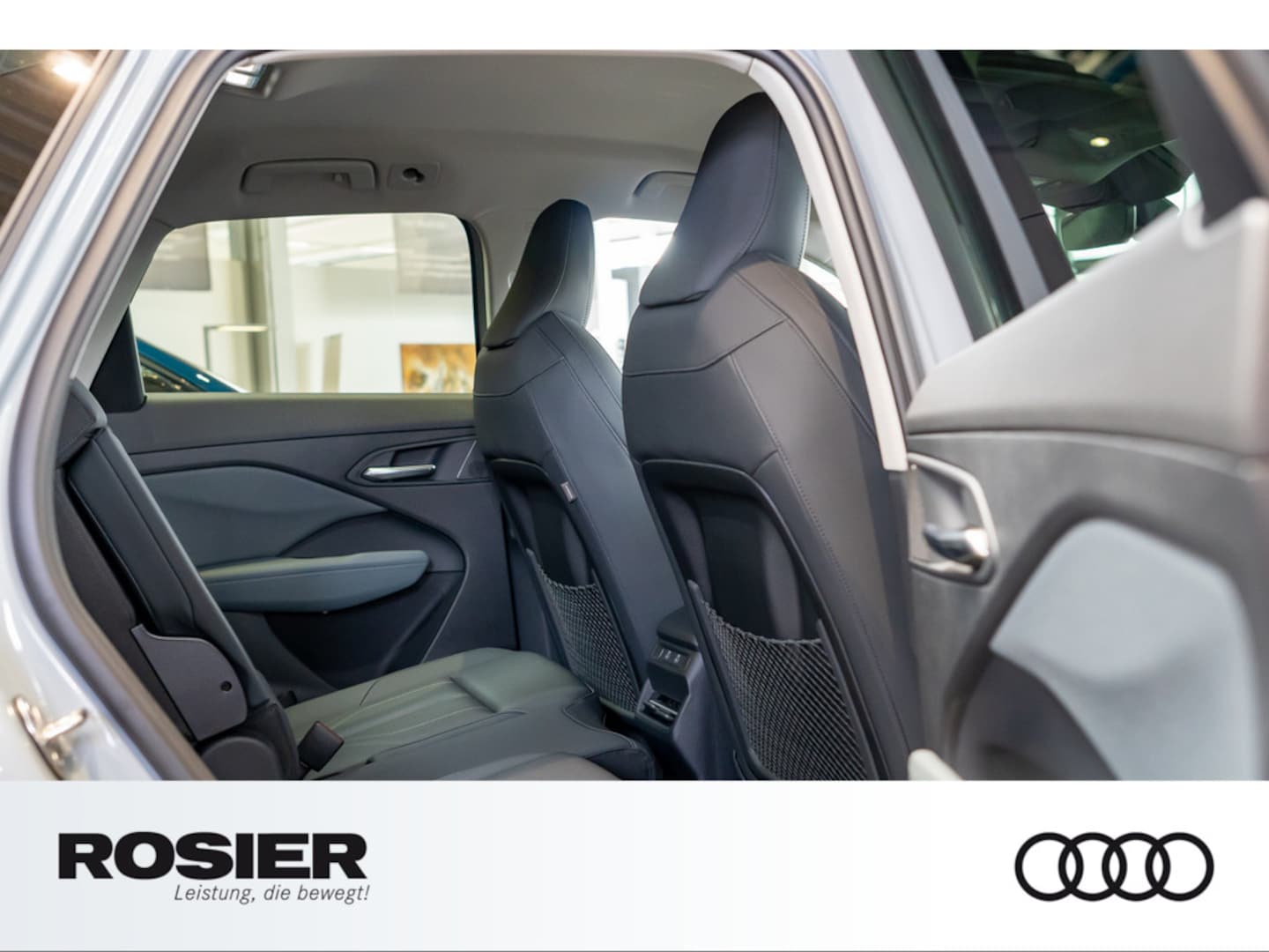 Bild über Audi Q3 SUV TDI 110 kW S tronic - für weitere Informationen kontaktieren Sie den Audi Partner