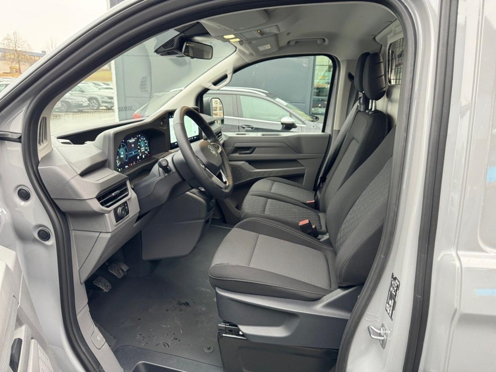 Volkswagen Transporter Kasten kurzer Radstand – Bild 7