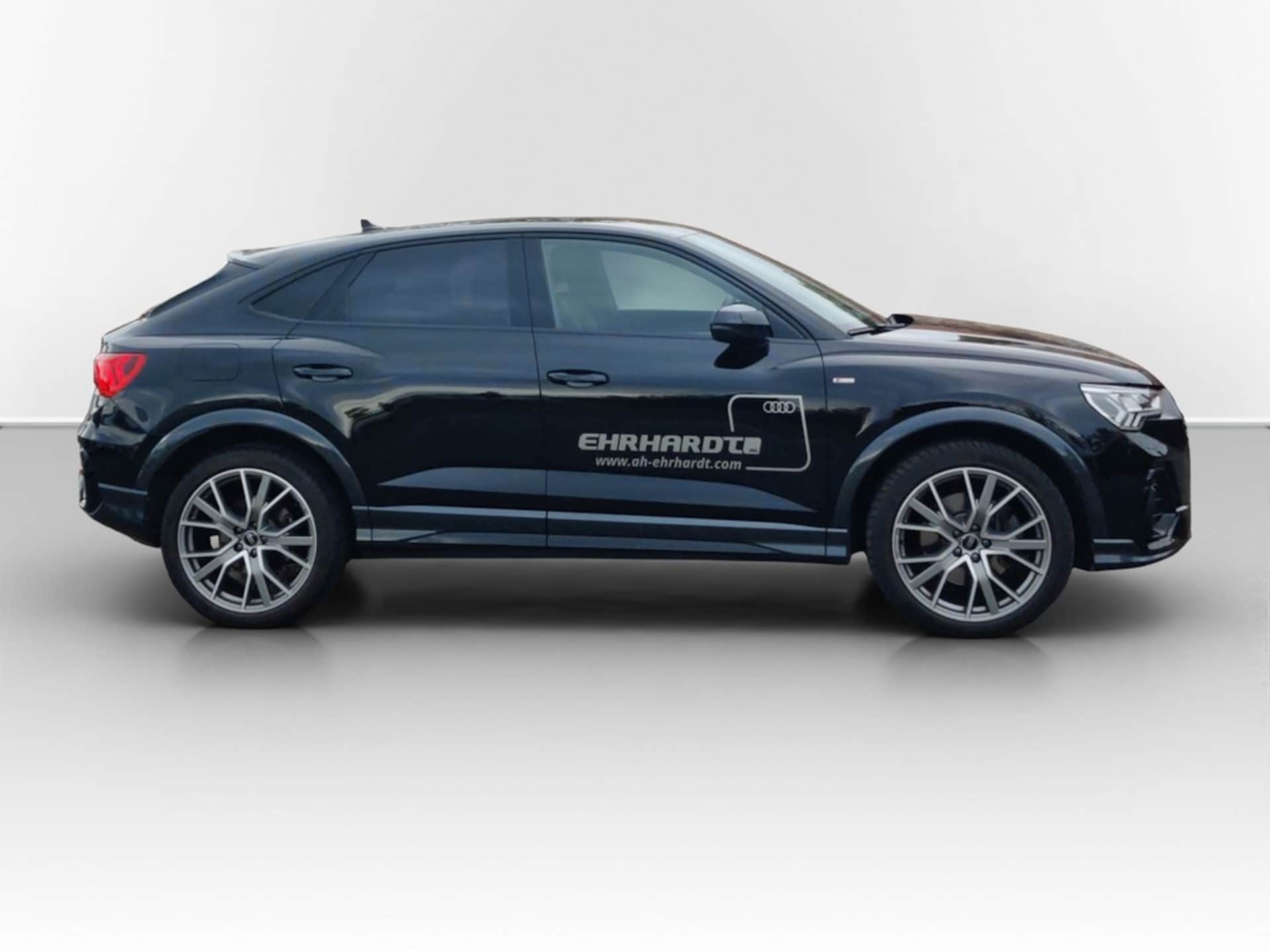 Audi Q3 Sportback S line