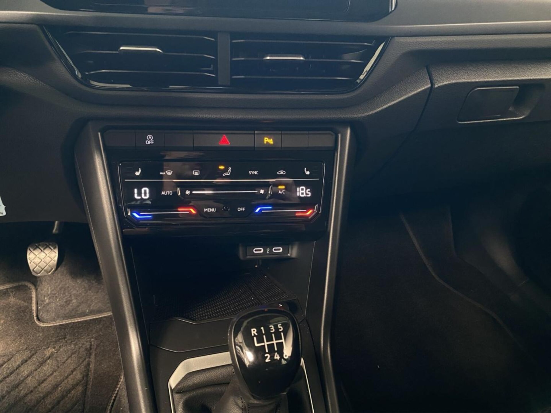 Volkswagen T-Roc Basis-Modell