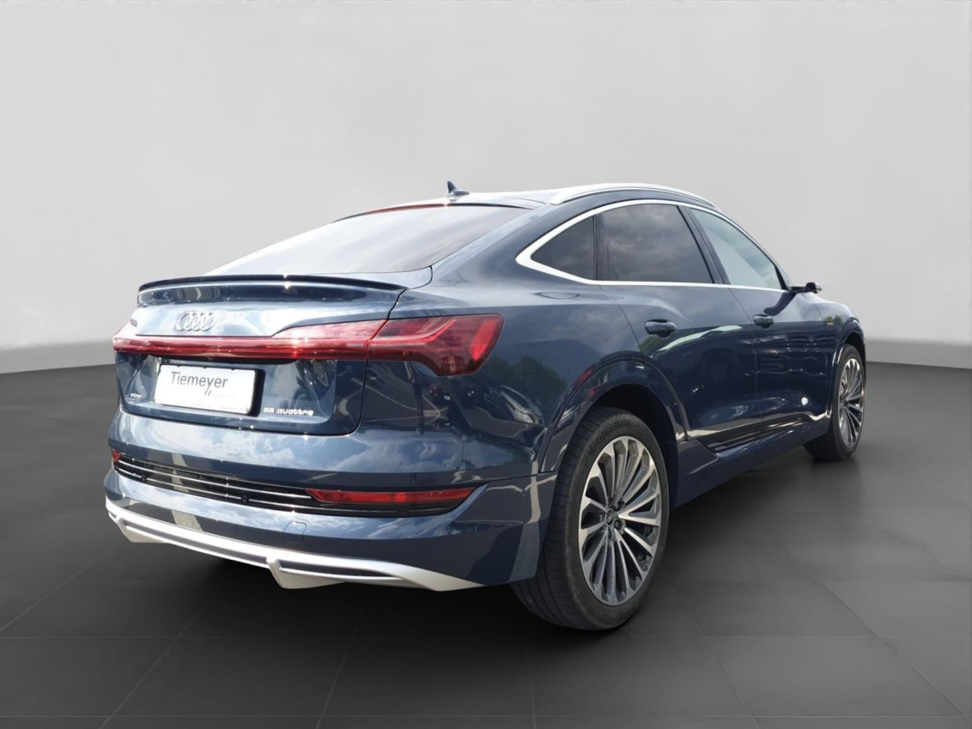 Audi e-tron Sportback S line