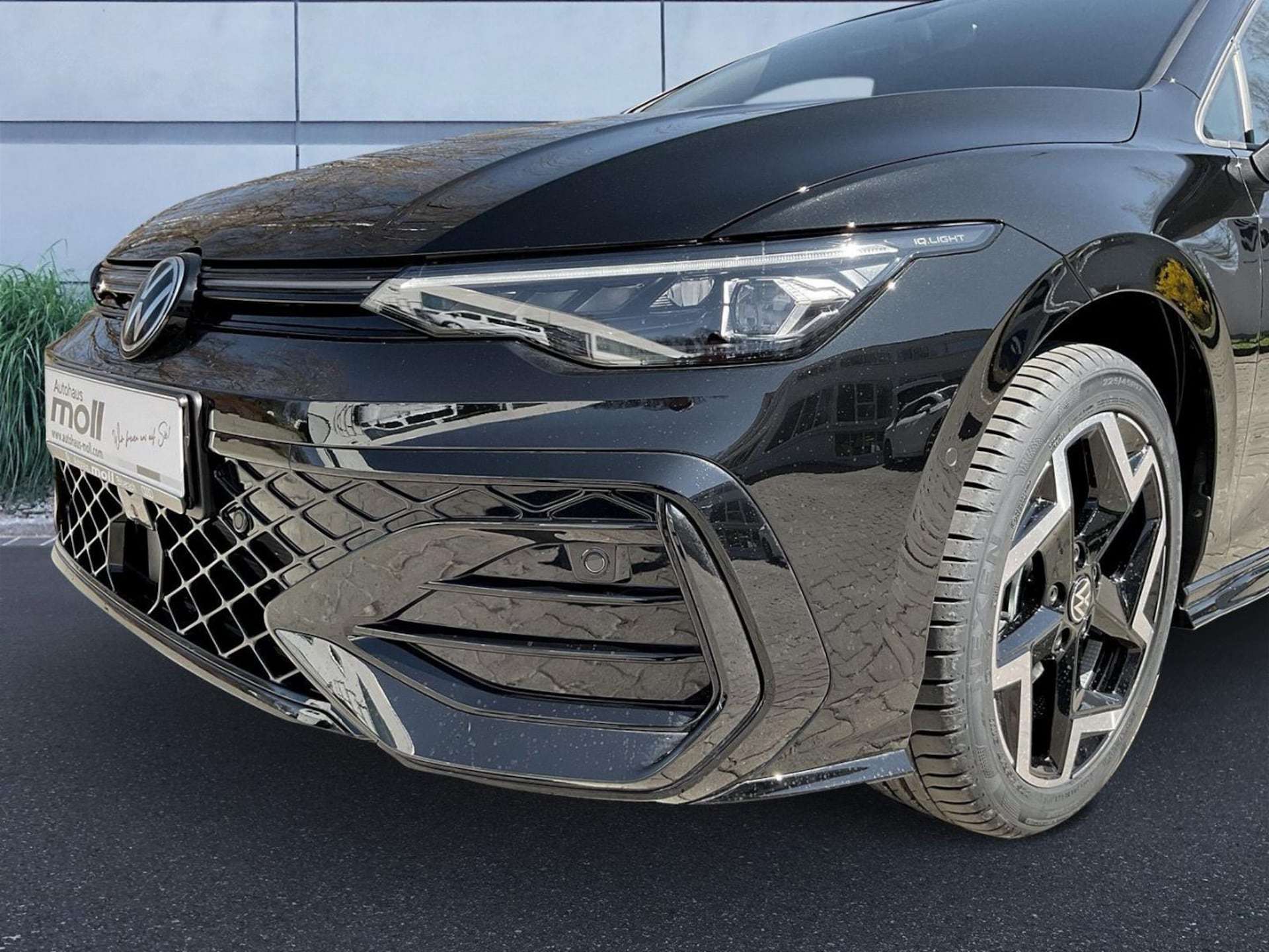 Volkswagen Golf R-Line