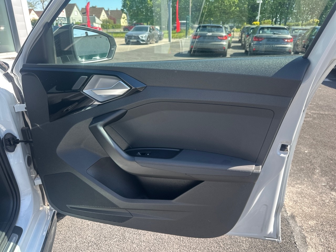 Image about Audi A1 allstreet Design 30 TFSI 81 kW (110 ch) S tronic