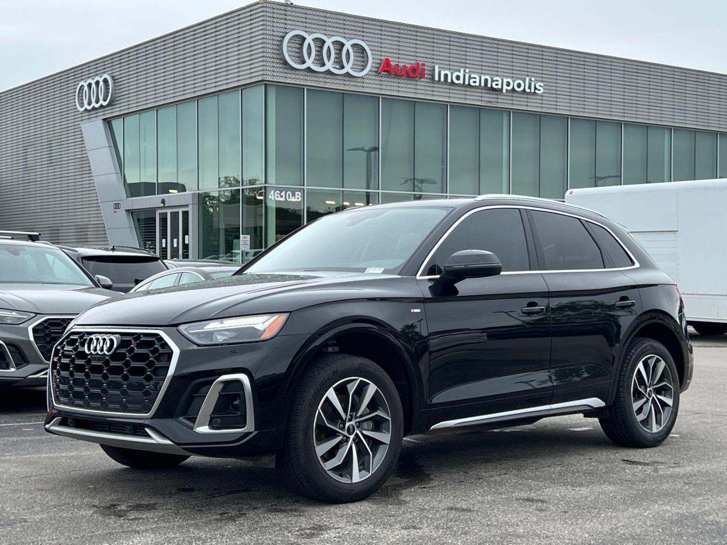 2023 Audi Q5 45 Premium Plus's photo