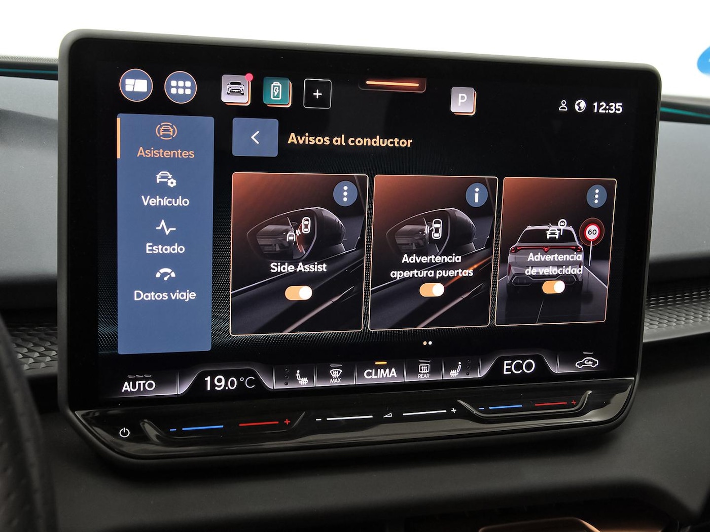 CUPRA Terramar 1.5 TSI e-Hybrid VZ DSG 200 kW (272 CV) — photo 31