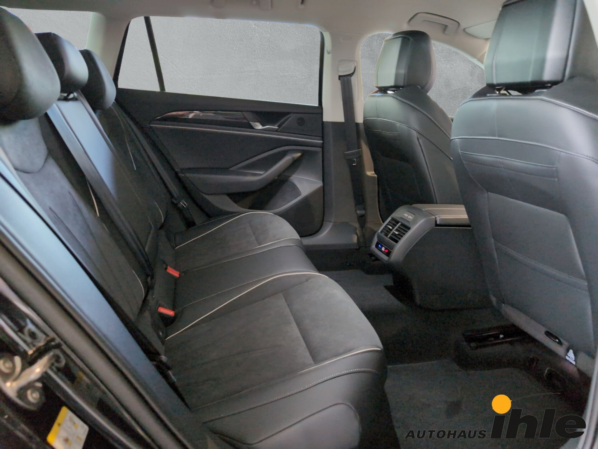 Volkswagen Passat Business