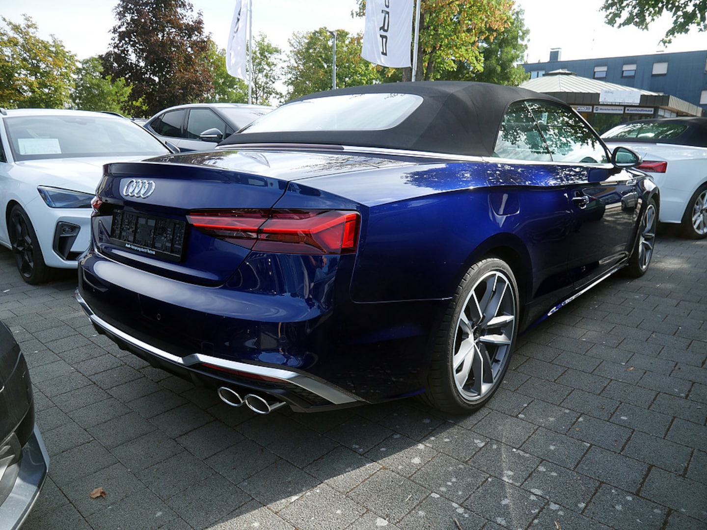 Bild über Audi S5 Cabriolet TFSI quattro tiptronic - für weitere Informationen kontaktieren Sie den Audi Partner