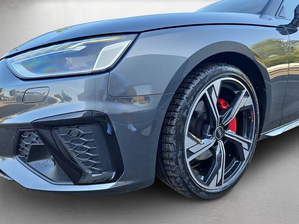 Image about Audi A4 Avant S line 40 TFSI quattro S tronic