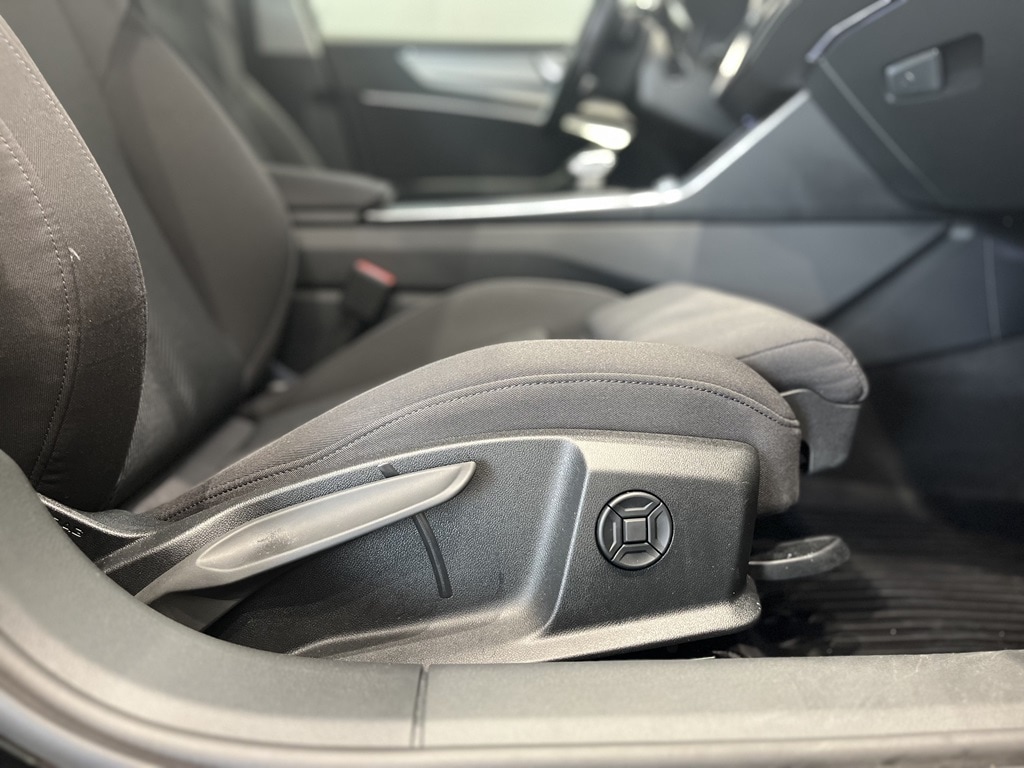 Image about Audi A6 Avant A6 Avant 40 TDI quattro Proline Sport 204 hk S tronic