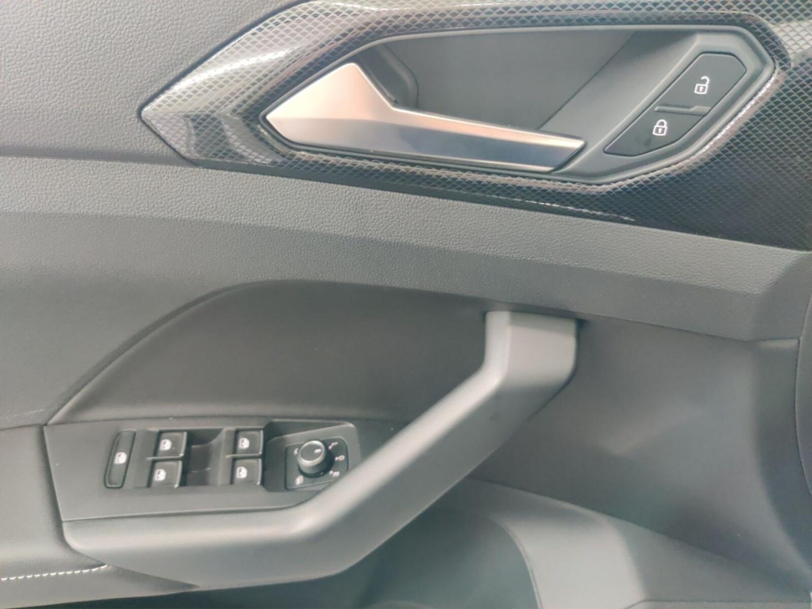 Volkswagen T-Cross – Bild 11