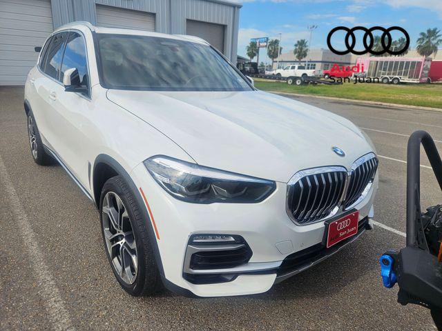 2020 BMW X5 sDrive40i's photo