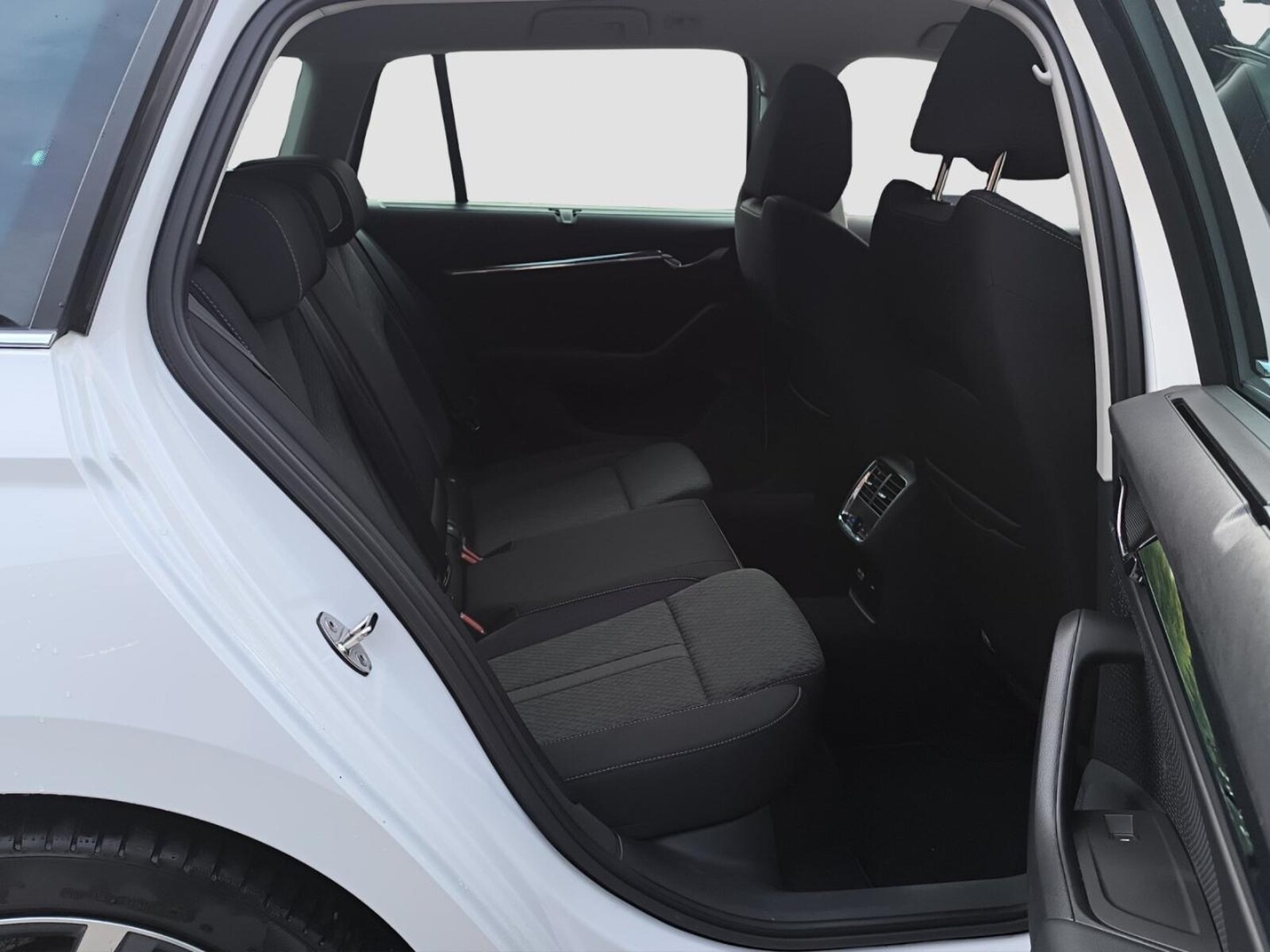 Škoda Octavia Combi – Bild 23