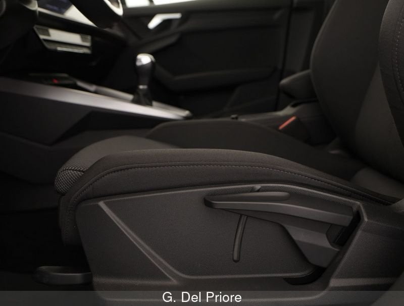 Image about Audi A3 Sedan S line edition 30 TFSI 81 kW (110 CV) 6-marce