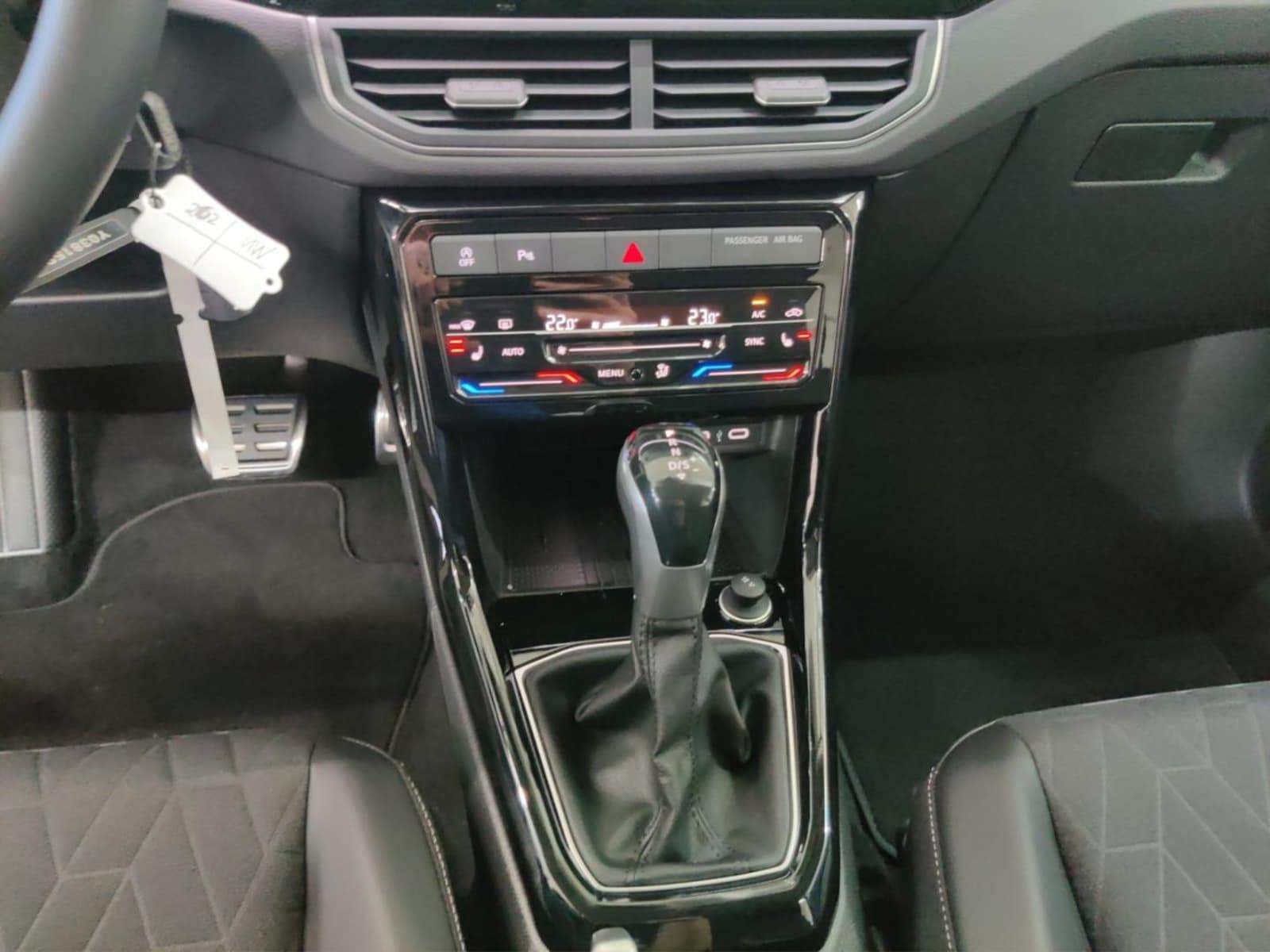 Volkswagen T-Cross – Bild 12