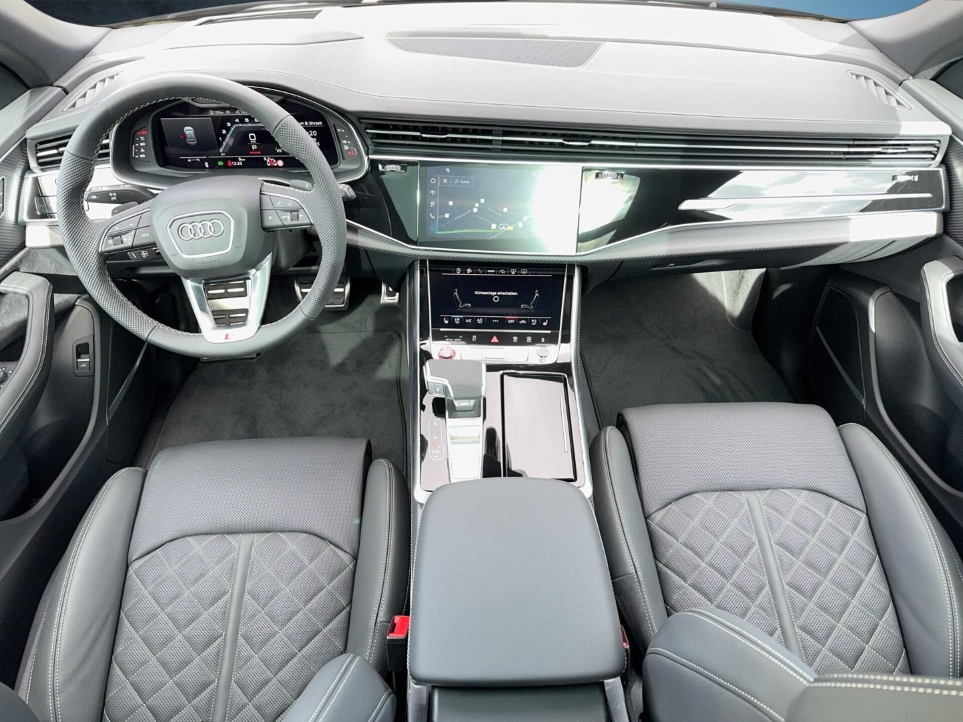 Audi SQ8 SUV