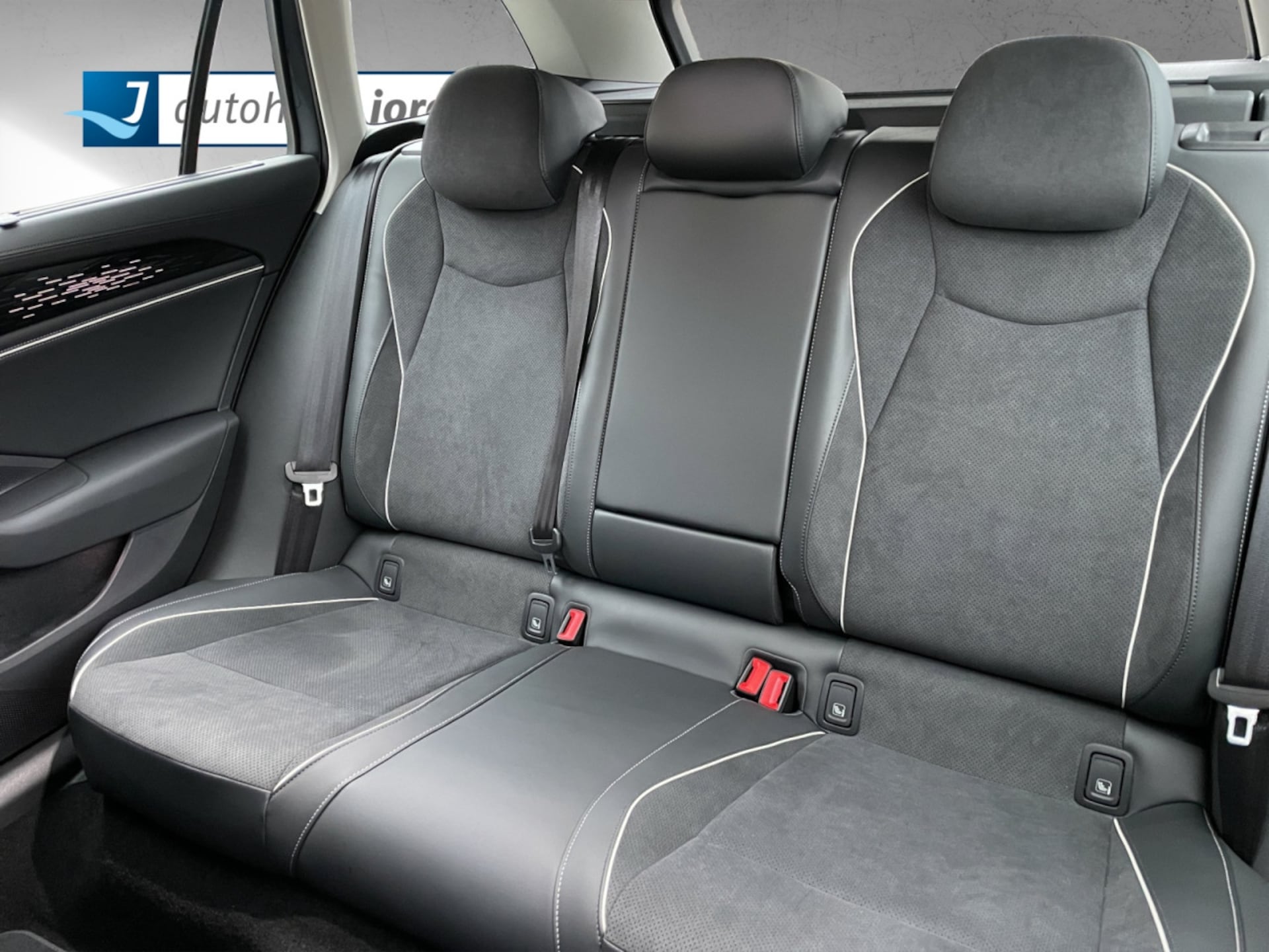 Volkswagen Passat Elegance