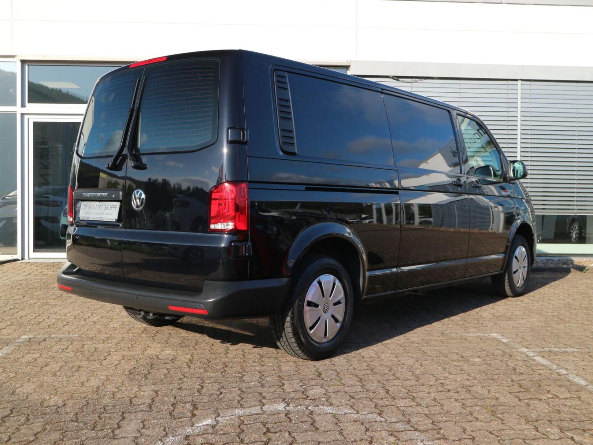 Volkswagen T6.1 Transporter Kasten langer Radstand