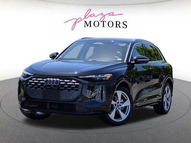 2025 Audi Q5 40 Prestige's photo