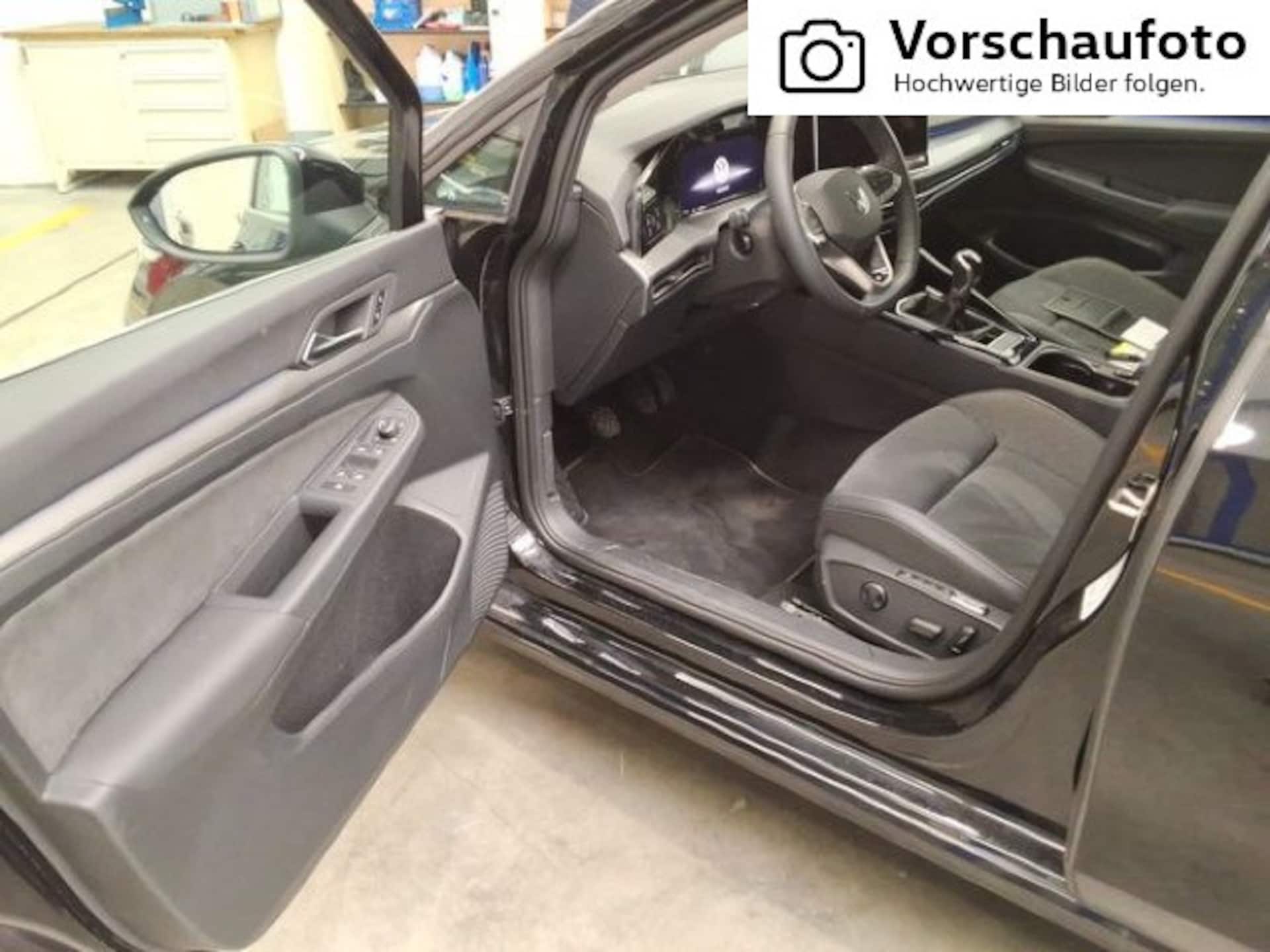 Volkswagen Golf Style
