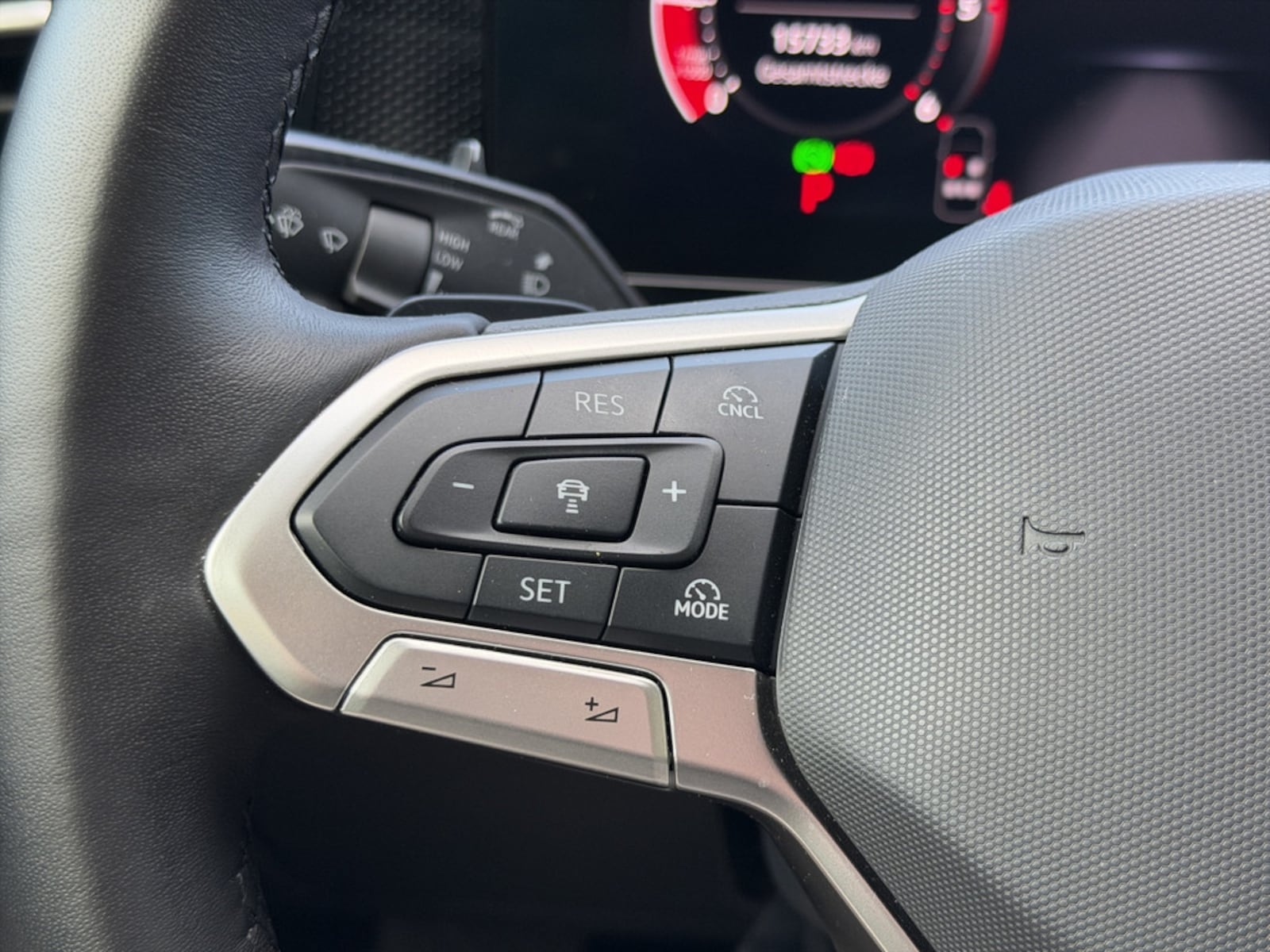 Volkswagen Passat – Bild 23