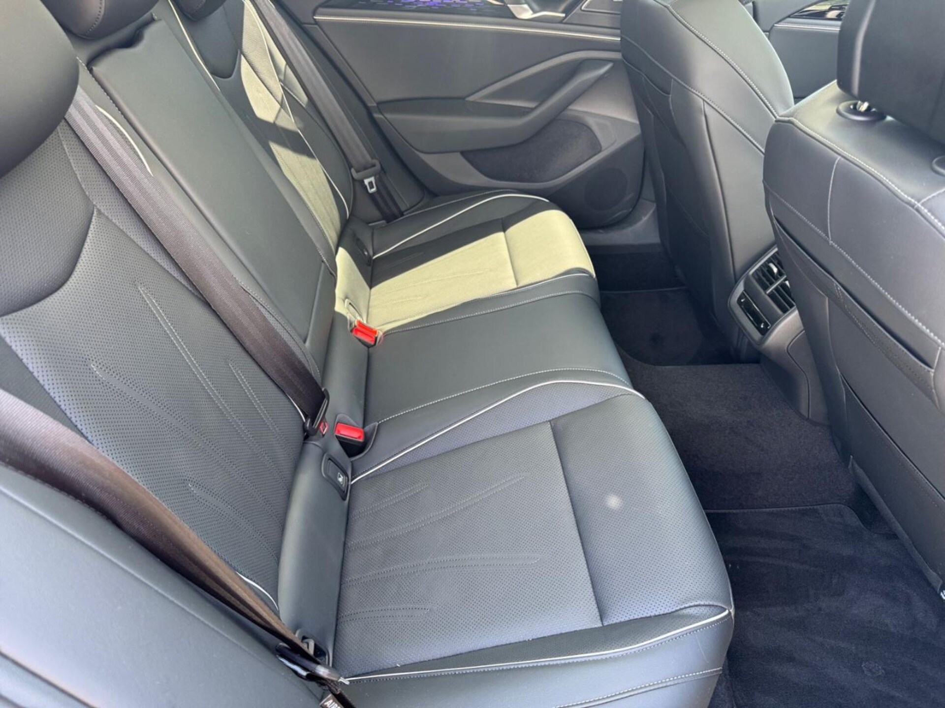 Volkswagen Passat Elegance