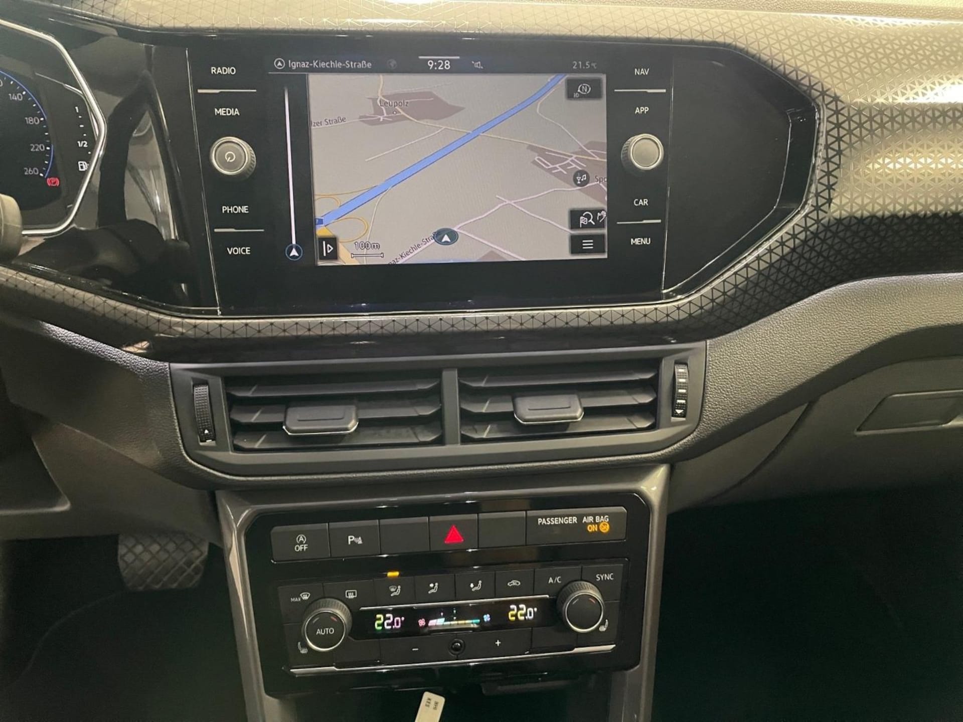 Volkswagen T-Cross Style