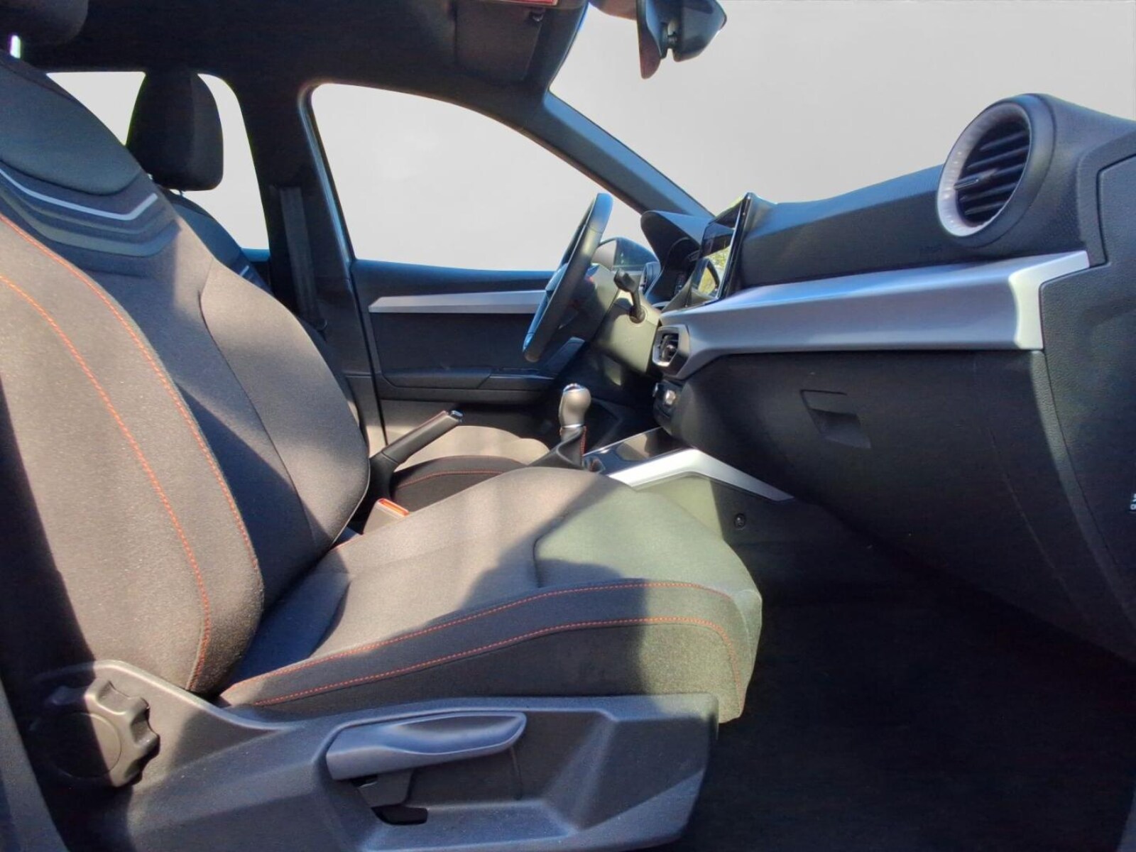 SEAT Arona – Bild 12