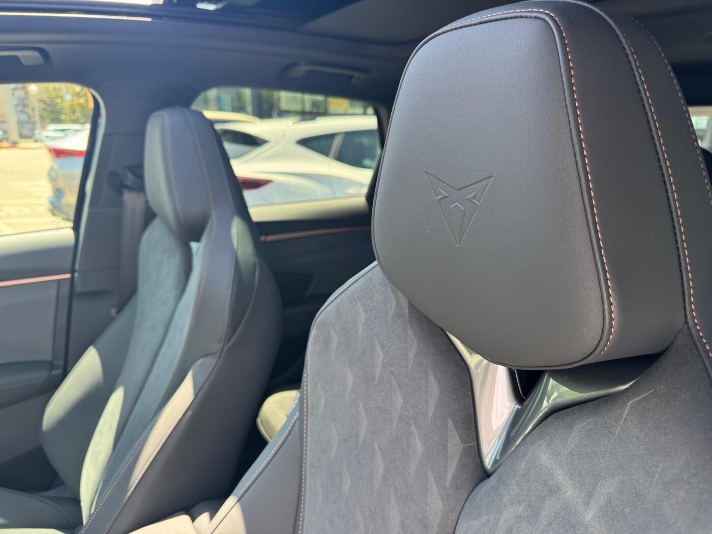 CUPRA Terramar 1.5 eTSI DSG 110 kW (150 CV) — photo 10