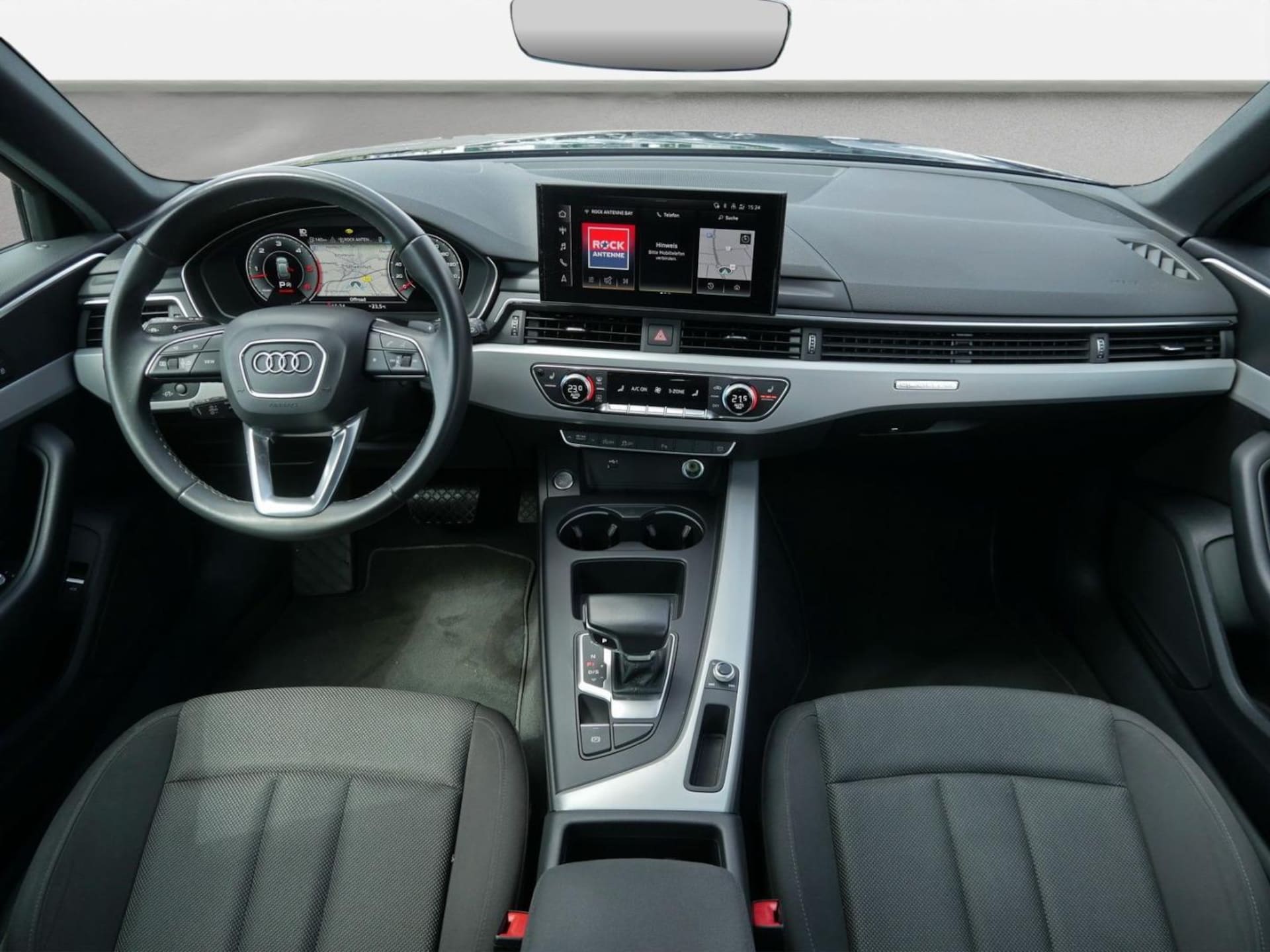 Audi A4 Avant S line