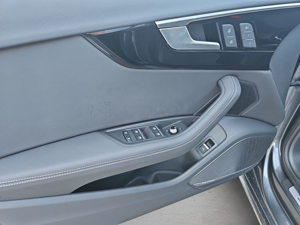 Image about Audi A4 Avant S line 40 TFSI quattro S tronic