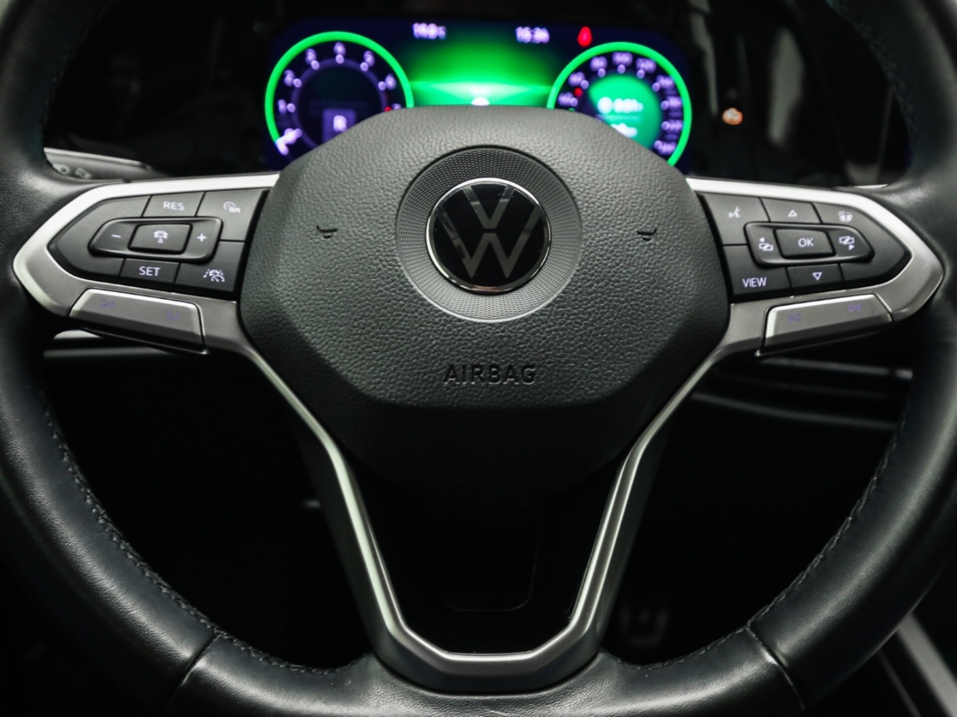 Volkswagen Golf Style