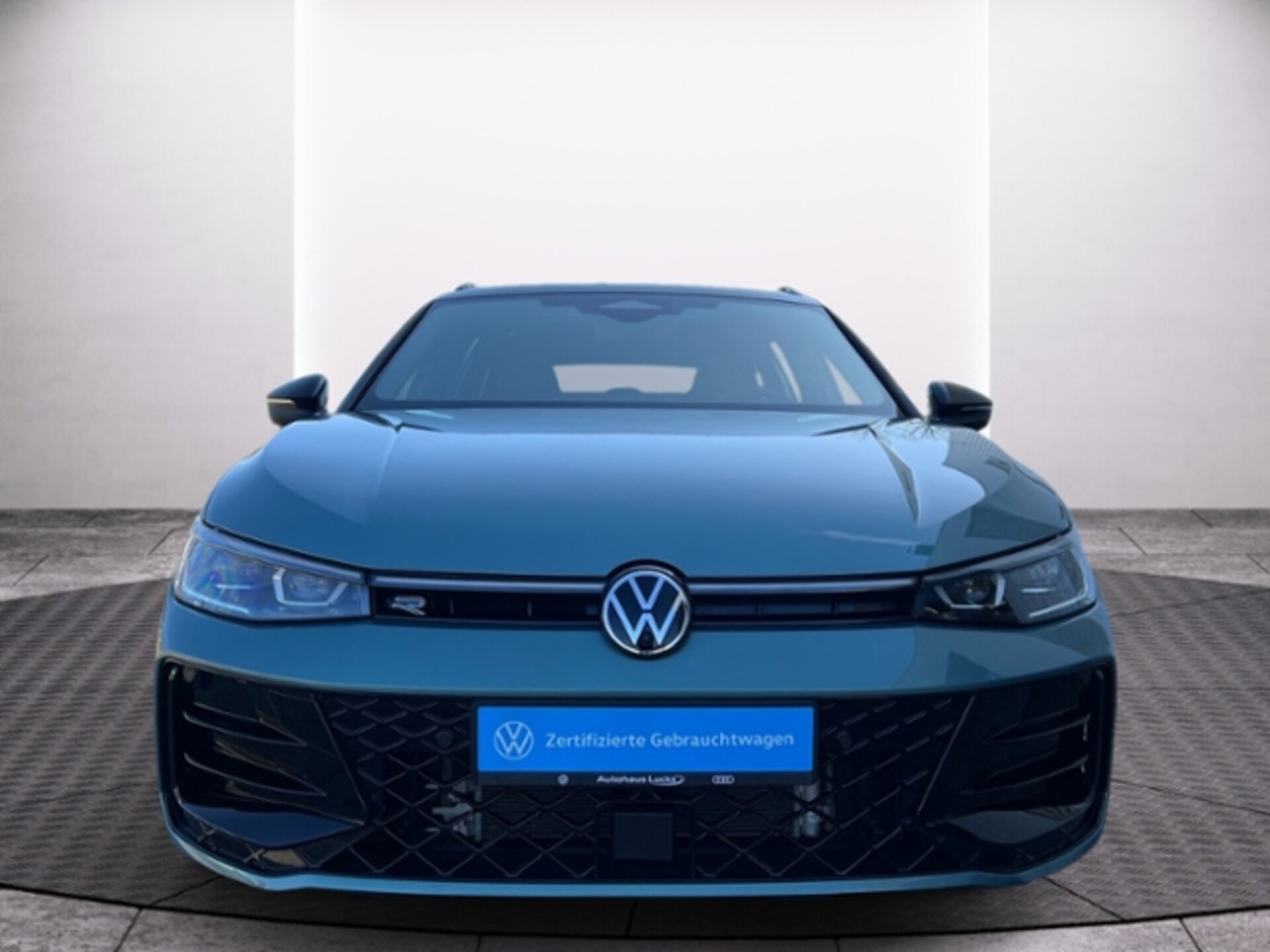 Volkswagen Passat R-Line