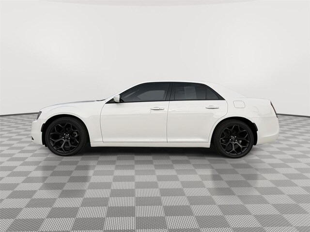 2019 Chrysler 300
