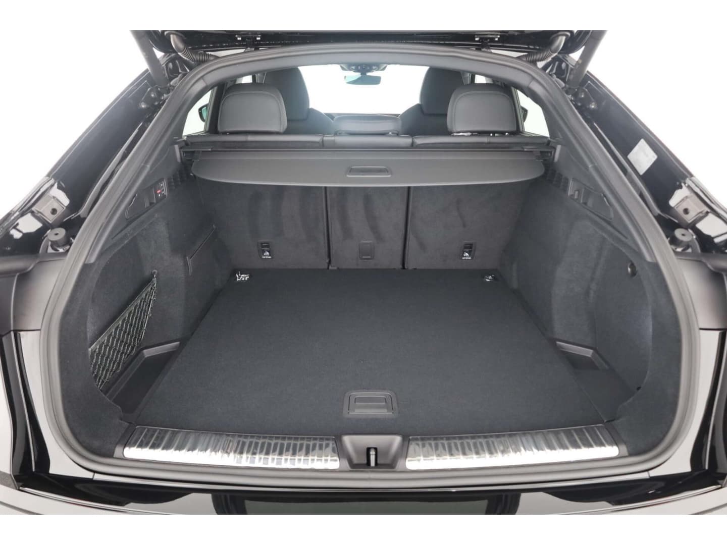 Bild über Audi Q5 Sportback TDI quattro 150 kW S tronic - für weitere Informationen kontaktieren Sie den Audi Partner