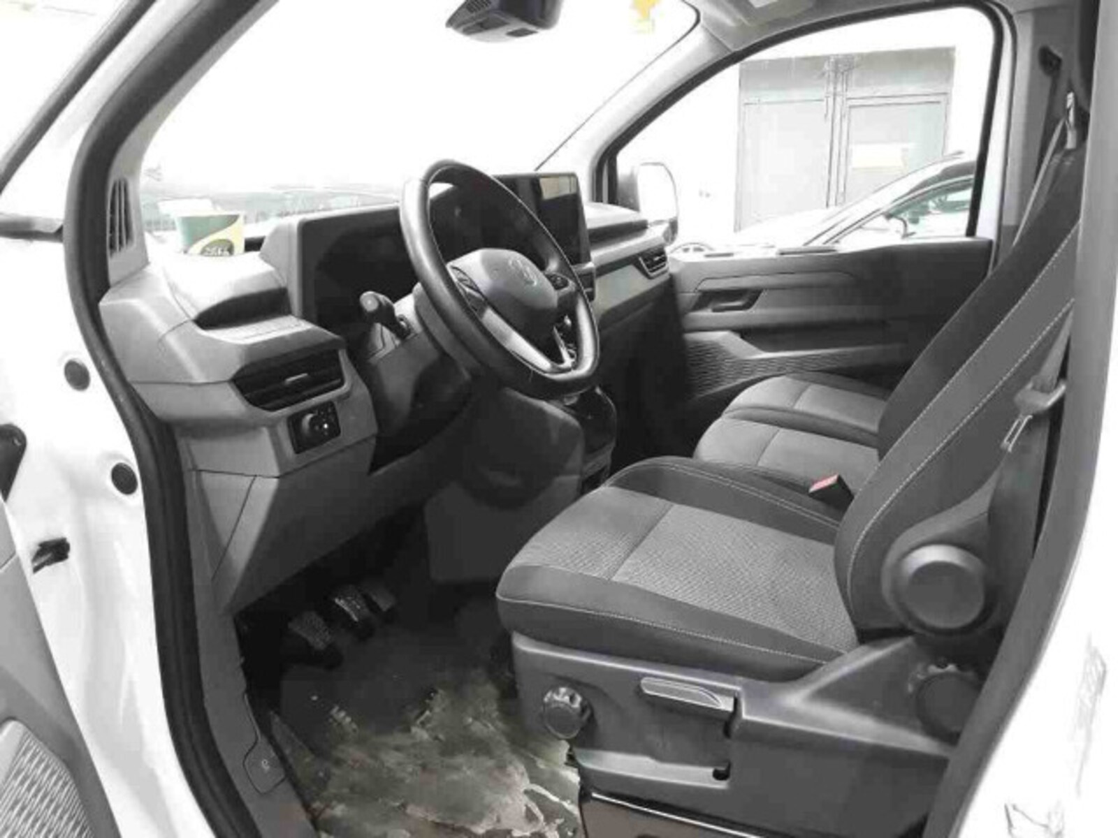 Volkswagen Transporter Kasten kurzer Radstand – Bild 9